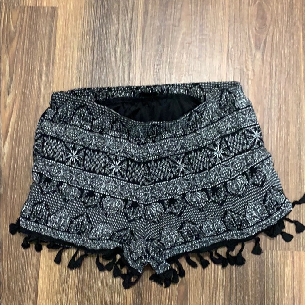 Black and White Geometric Print Shorts